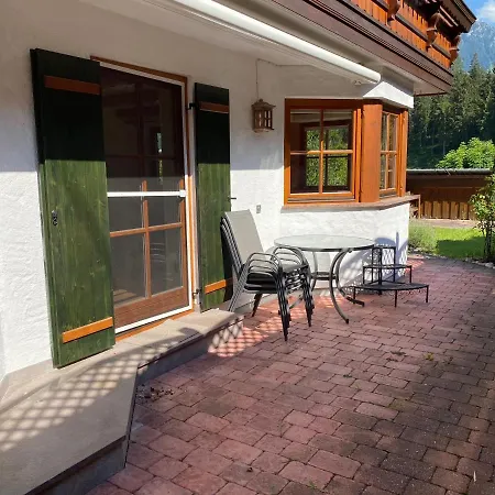 Vorberg Apartment *